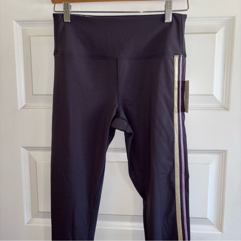 Free People Movement Freestyle Rise Leggings size M Twilight Dark Purple NWT